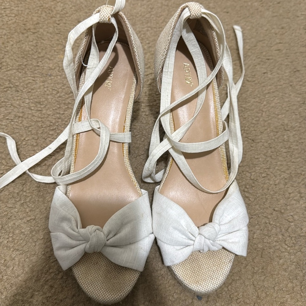 Apt 9 wedges